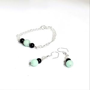 Bracelet and earring set